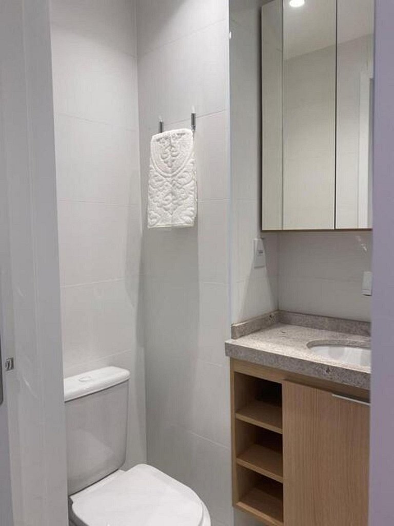 Flat moderno Garagem AR cond Jardim Amália VR