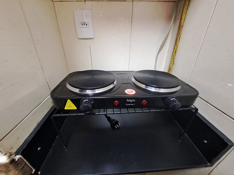 Lindo Studio Largo da Carioca Metrô VLT Lapa prox ao Rock in