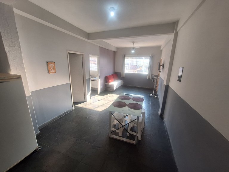 Apto(3) mt bem localizado, simples mas com tudo