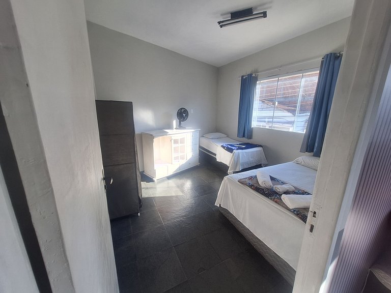 Apto(3) mt bem localizado, simples mas com tudo