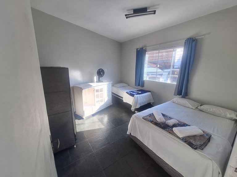 Apto(3) mt bem localizado, simples mas com tudo