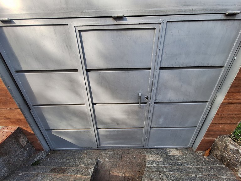 Casa Confortável no bairro Cabral - Contagem MG