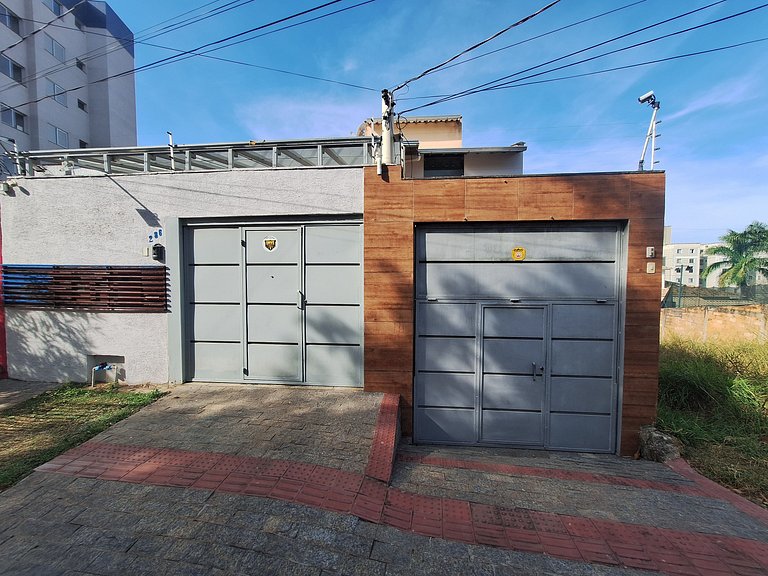 Casa Confortável no bairro Cabral - Contagem MG