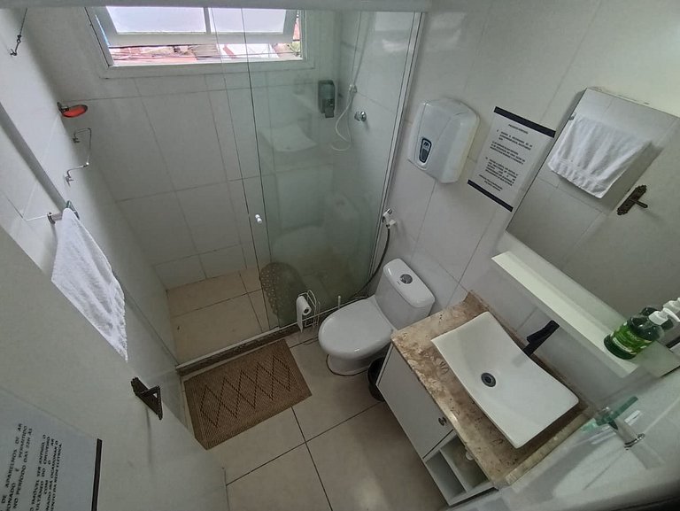 Casa aconchegante 2 qtos Centro de Angra dos Reis