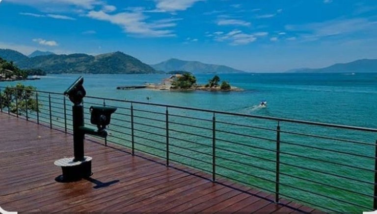 Casa aconchegante 2 qtos Centro de Angra dos Reis