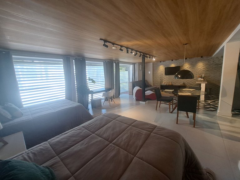 Confortável Studio Ar Vaga Itanhangá Barra RJ