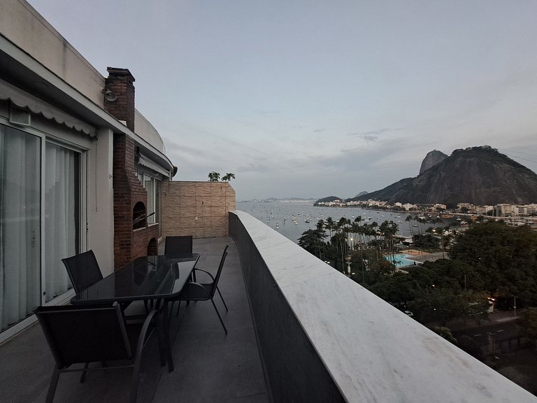 Cobertura Vista Pão deAçucar Jacuzzi Churrasqueira prox ao R