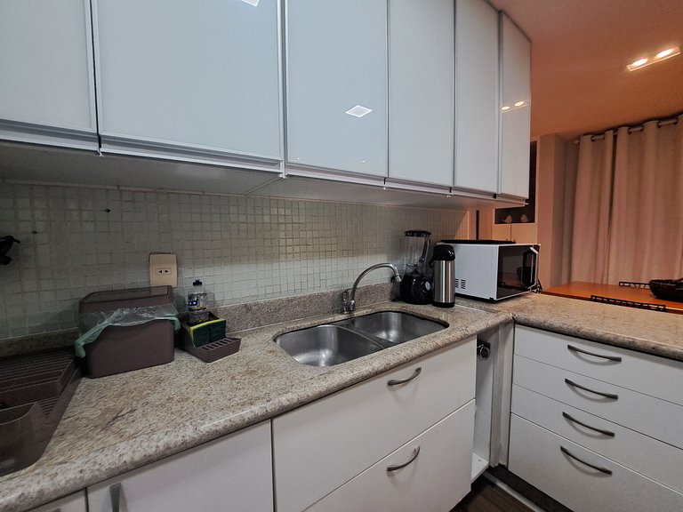 Cobertura Vista Pão deAçucar Jacuzzi Churrasqueira prox ao R