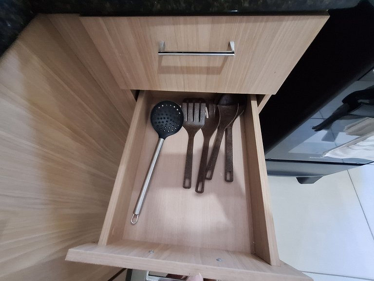 Apto completo e confortável no Aterrado