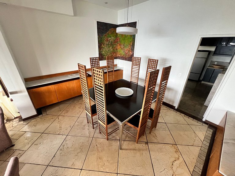 Mansão no Joá: 5 suítes, mar, lazer completo