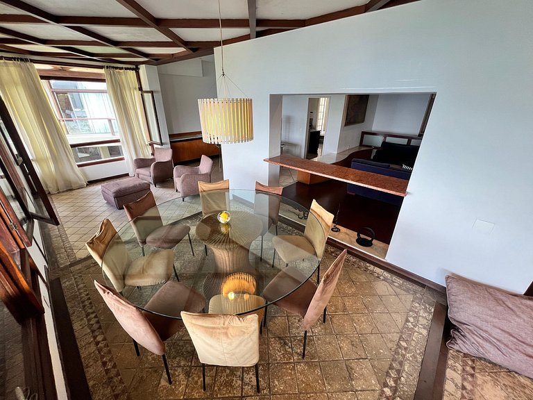 Mansão no Joá: 5 suítes, mar, lazer completo