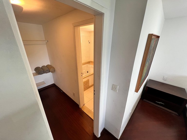 Mansão no Joá: 5 suítes, mar, lazer completo