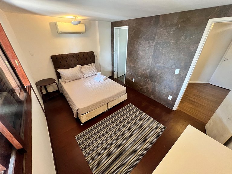 Mansão no Joá: 5 suítes, mar, lazer completo