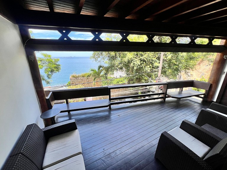 Mansão no Joá: 5 suítes, mar, lazer completo