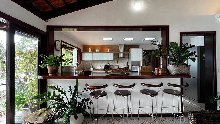 Casa completa con piscina y terraza exclusiva en Angra