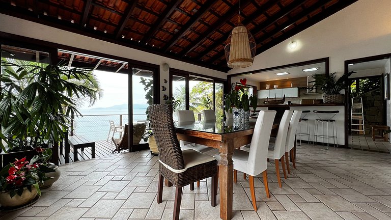 Mega Casa Angra Deck Piscina Beira Mar Praia Leste