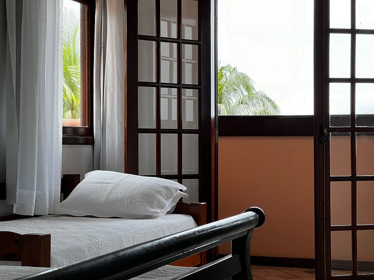 Entire House with Pool and Exclusive Deck Angra