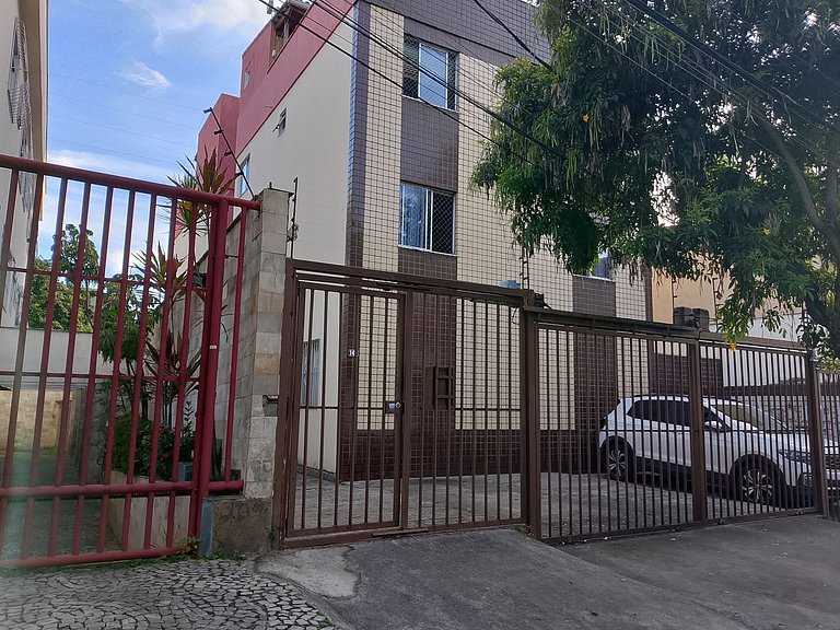 Cobertura Duplex c/ Garagem Pertinho da Av Fleming