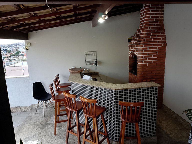 Cobertura Duplex c/ Garagem Pertinho da Av Fleming