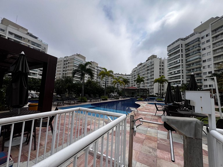 Apt Confortável AR piscina vaga Recreio