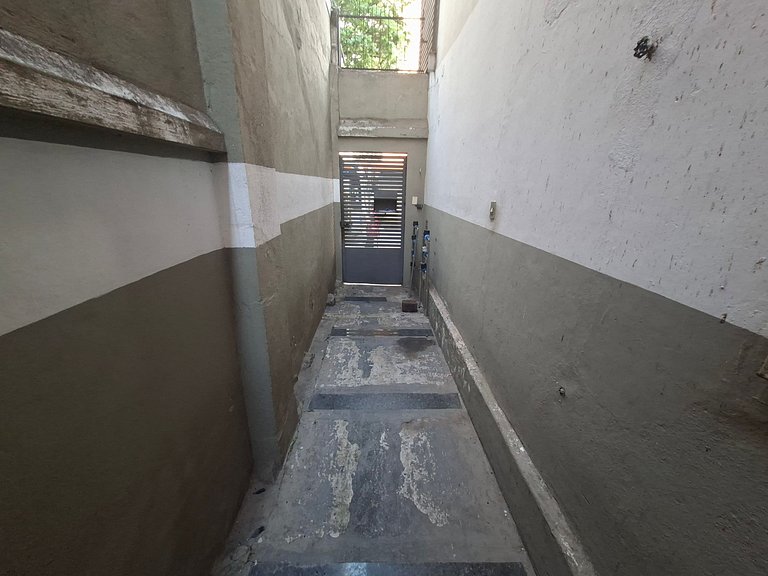 Spacious Apartment in Downtown BH - 3 Bedrooms
