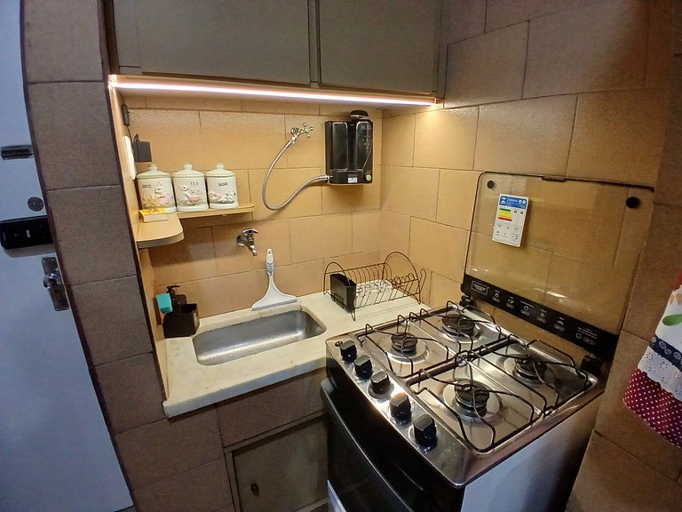Studio Confortável quadra da praia Botafogo