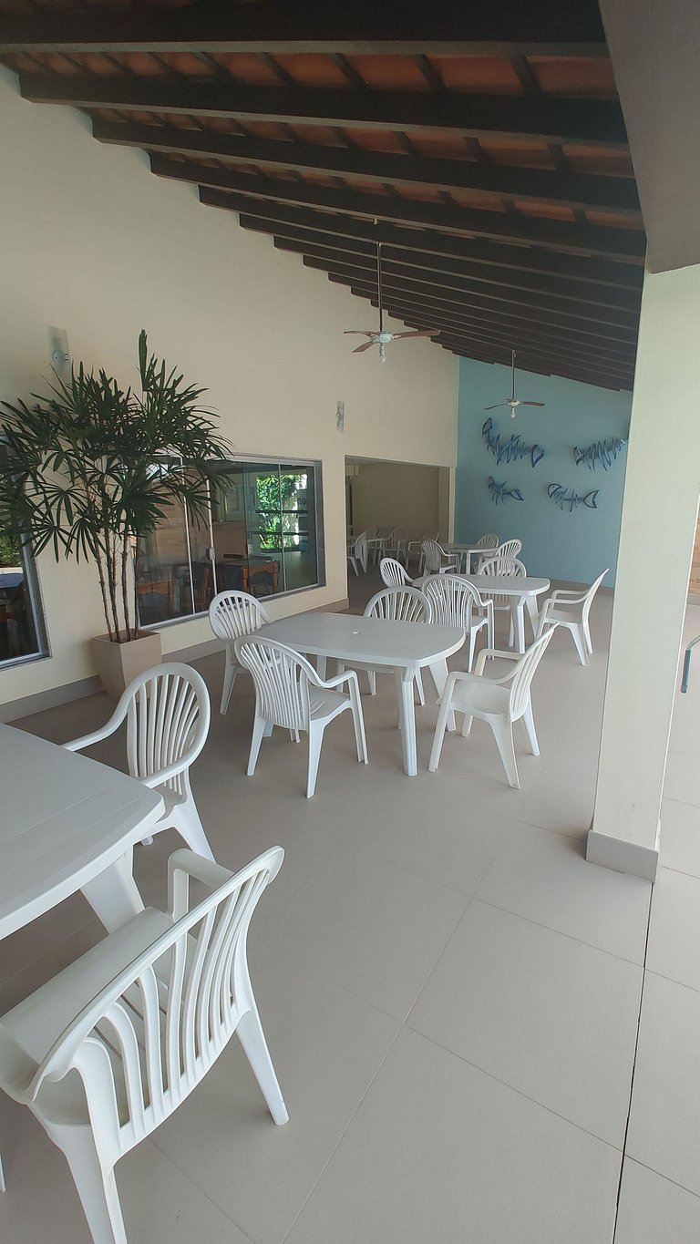 Beautiful 3 Bedrooms with Deck, Barbecue, Pool, Angra