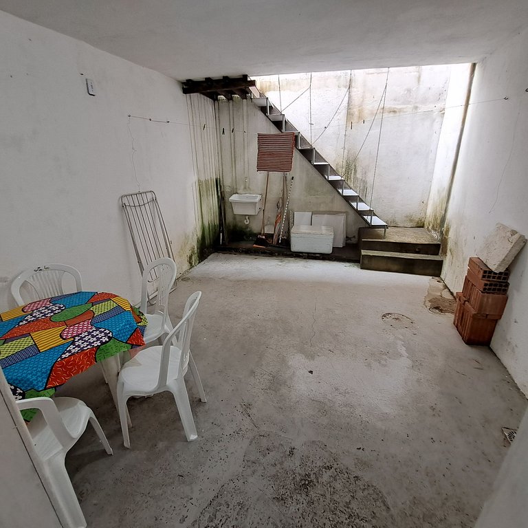 Casa beira da Praia Peró Condomínio com segurança