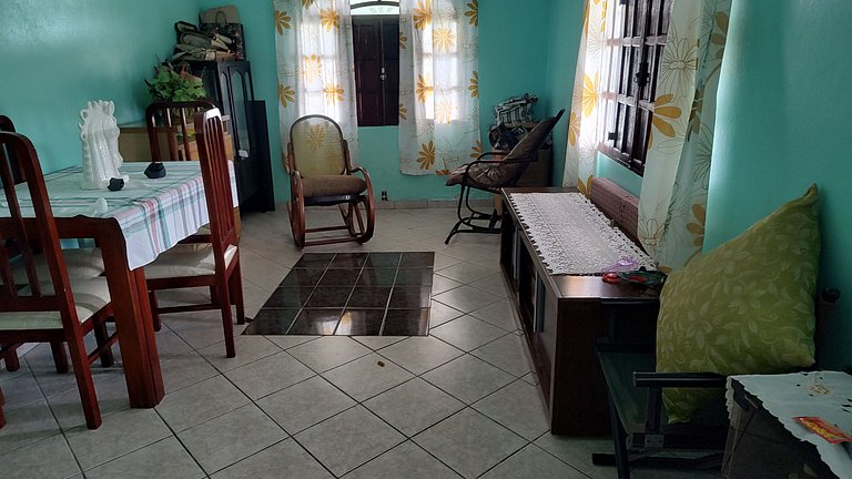 Casa Confortável C/ Piscina em Iguabinha Araruama