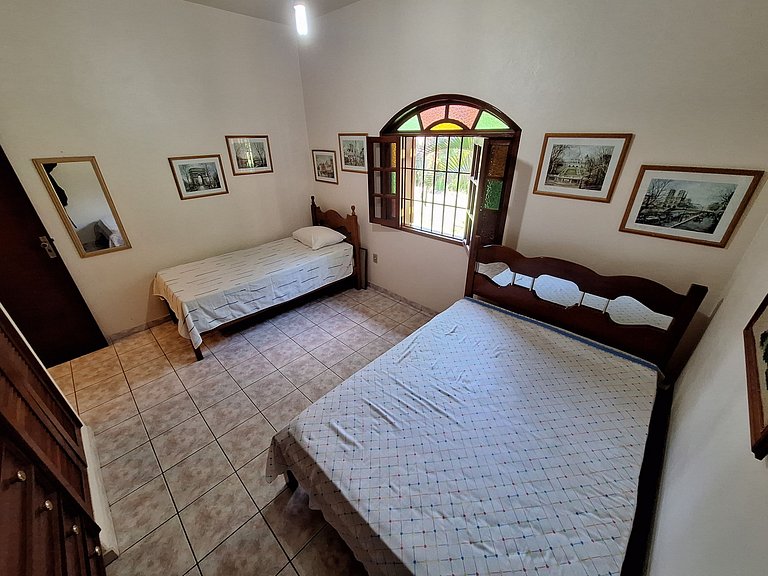 Mega comfortable house walking distance from Pereque Angra B