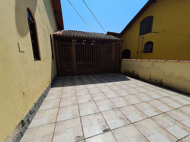 Mega comfortable house walking distance from Pereque Angra B