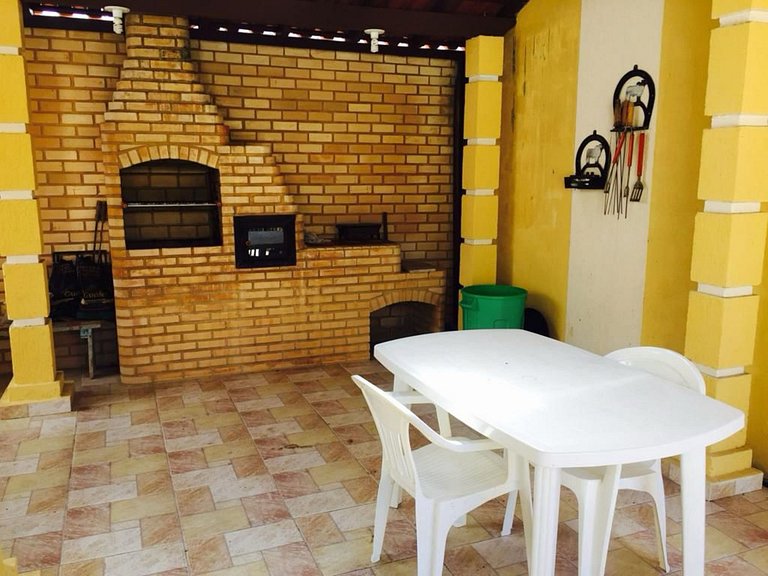 Mega comfortable house walking distance from Pereque Angra B